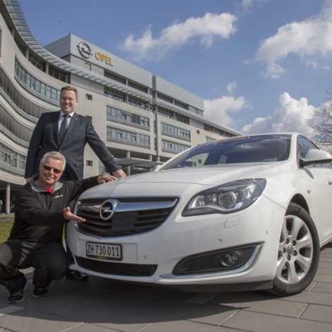 Opel Insignia: 2111 kilometrów na jednym zbiorniku paliwa